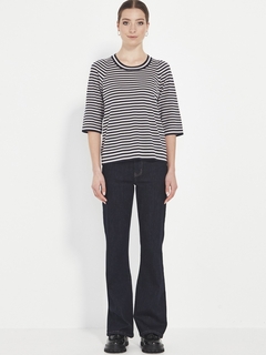 Verge Shakira Jean-style-MCRAES