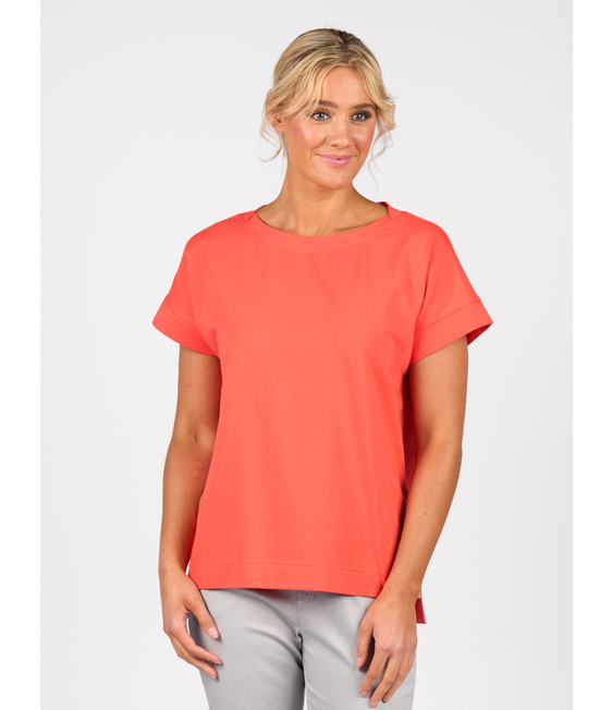 Vassalli Drop Sleeve Top with Stepped Hem