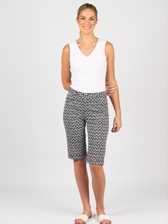 Vassallli Lightweight Straight Leg Short-style-MCRAES