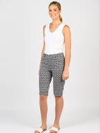 Vassallli Lightweight Straight Leg Short