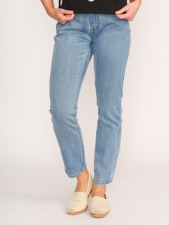 Memo That's Inthreadable Jean -style-MCRAES