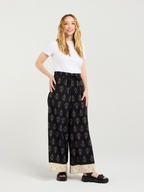 Zafina Ellie Pant