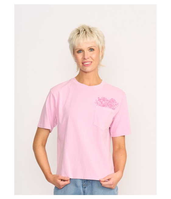 Memo Patch Pocket Tee