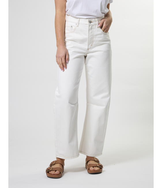 Stella + Gemma Carson Barrel Jean 