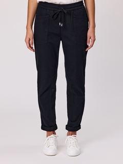 DUO Caleb Relaxed Jogger-style-MCRAES