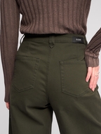 Knewe Label Hollie Jean 