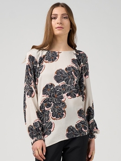 Madly Sweetly Wood Rose Top-style-MCRAES
