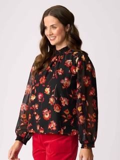 Memo Contrast Trim Top-style-MCRAES