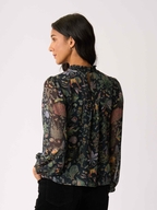 Memo Contrast Trim Top