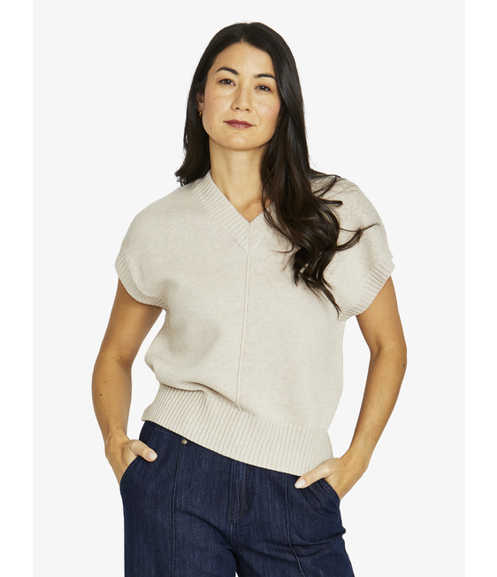 Jump Seam V Neck Vest