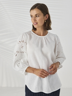 Lania Raffa Top-style-MCRAES