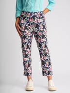Vassalli Sierra Pull On - 7/8 Slim Pant