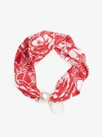 Antler Pearl Fasten Neck Scarf