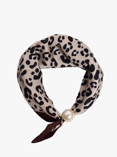 Antler Pearl Fasten Neck Scarf-style-MCRAES