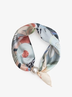 Antler Pearl Fasten Neck Scarf-style-MCRAES