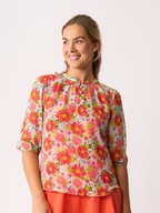 Memo Scoop Neck Blouse