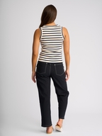 Knewe Label True Tank